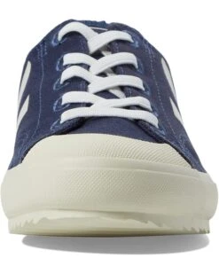 VEJA Kids Small Flip Canvas (Little Kid/Big Kid) | Sneakers & Athletic Shoes -All-Day Shoes Shop 61Lb4isYRuL. AC SR736920