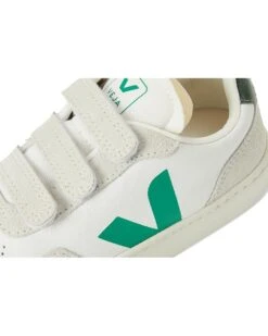 VEJA Kids Small V-90 Origanically Traced Leather (Little Kid/Big Kid) | Sneakers & Athletic Shoes -All-Day Shoes Shop 71Nj9l1kuOL. AC SR736920